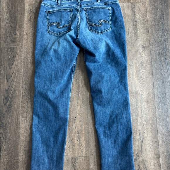 Silver Jeans. Boyfriend Style. Women’s size 12/29. Excellent used condition! - Picture 5 of 7